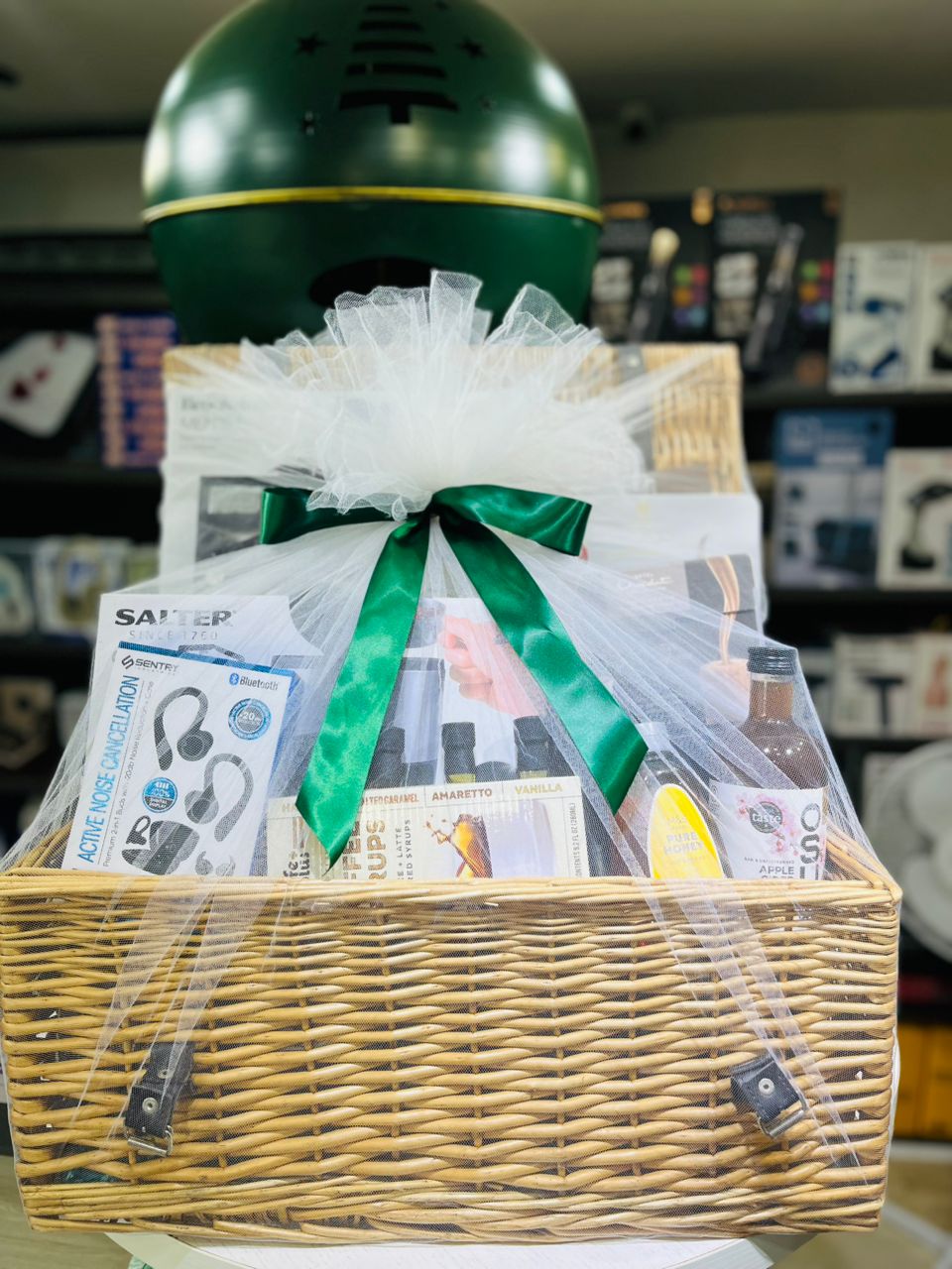 The Prestige Gentleman’s Festive Hamper